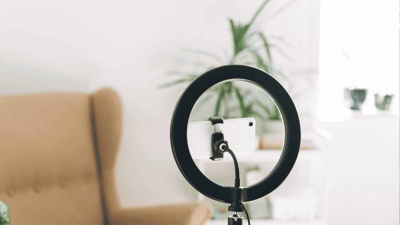 Best Ring Light Tripods For IPhone