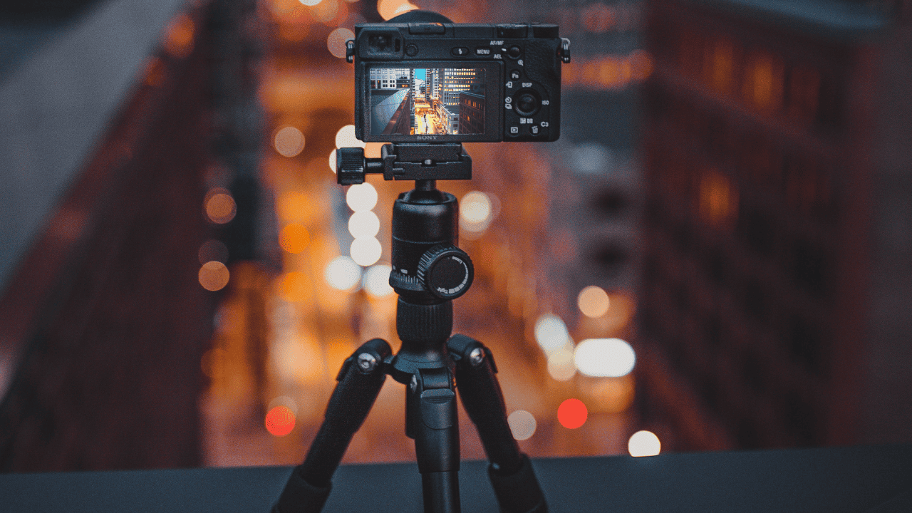 Top 10 Best Tripod for Sony A6600, A6500, A6400, A6300 & A6000